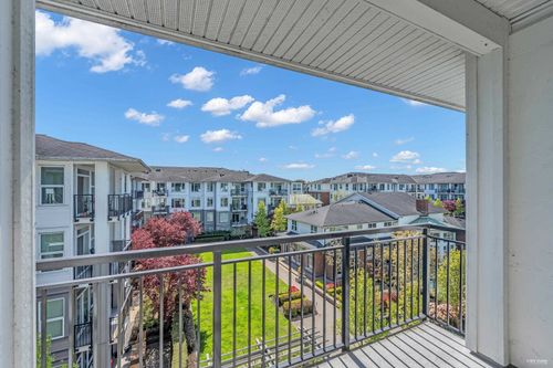 446 - 9388 Mckim Way, Condo with 2 bedrooms, 2 bathrooms and 2 parking in Richmond BC | Card Image
