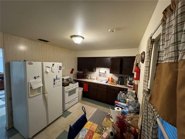 619 Se 13 Th Ter, House other with 3 bedrooms, 1 bathrooms and null parking in GAINESVILLE FL | Image 10