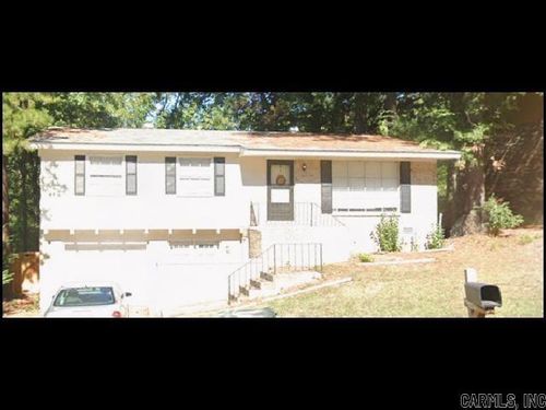 9000 Byron Dr, Little Rock, AR, 72205-6406 | Card Image