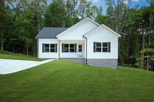 145 Lynn Ln, Charlotte, TN, 37036-4804 | Card Image