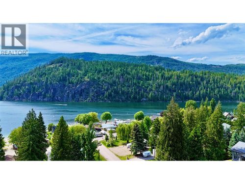 {{alt}} | Card Image