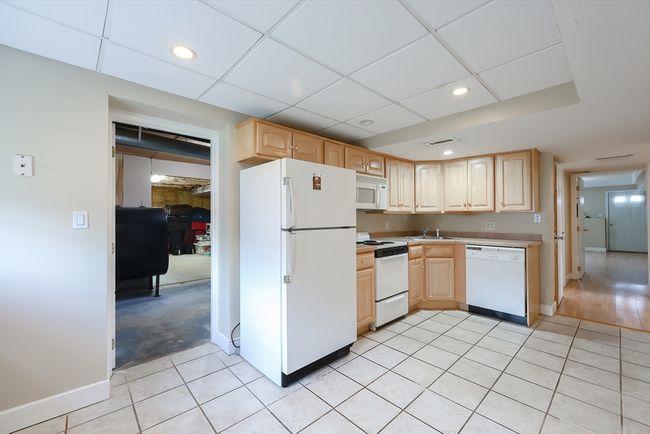 222 Evergreen Ave, House other with 5 bedrooms, 2 bathrooms and 6 parking in Braintree MA | Image 32