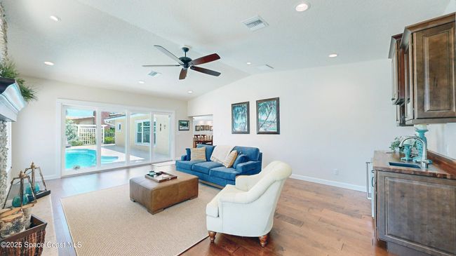 211 Jamaica Dr, House other with 3 bedrooms, 3 bathrooms and null parking in Cocoa Beach FL | Image 39
