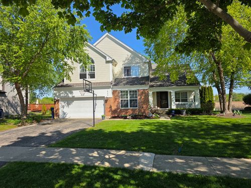 7943 Dada Dr, Gurnee, IL, 60031-5181 | Card Image