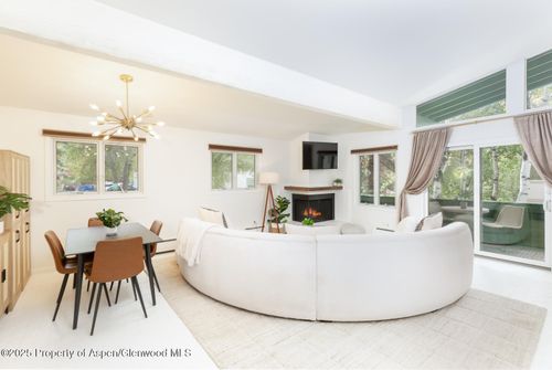 5-415 Park Cir, Aspen, CO, 81611-2590 | Card Image