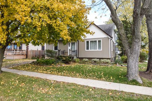 115 Marshall Ave, Welland, ON, L3C2N1 | Card Image