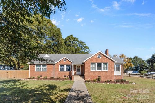 508 Engleside St, Monroe, NC, 28110-2411 | Card Image