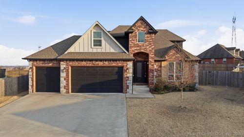 6440 E 147th Street S, Bixby, OK, 74008 | Card Image