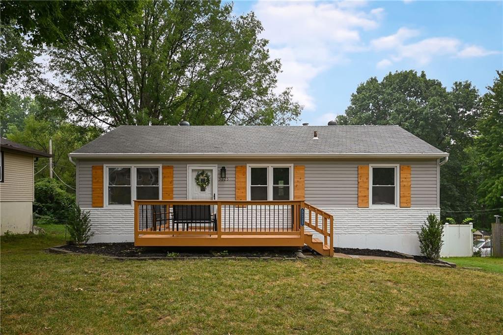 42nd Ter, Kansas City, MO 64117