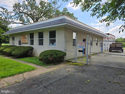 301 Kuser Rd, Hamilton, NJ, 08619-3917 | Card Image
