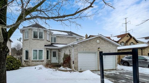 692 Amaretto Ave, Pickering, ON, L1X1L6 | Card Image
