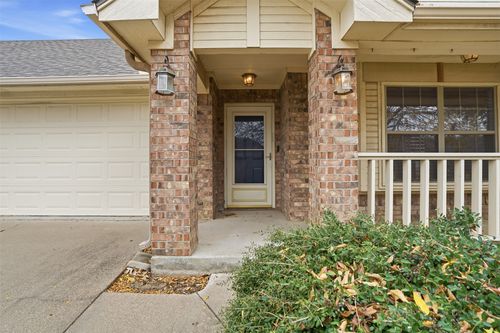 1005 Dawn Ct, Granbury, TX, 76048-1451 | Card Image