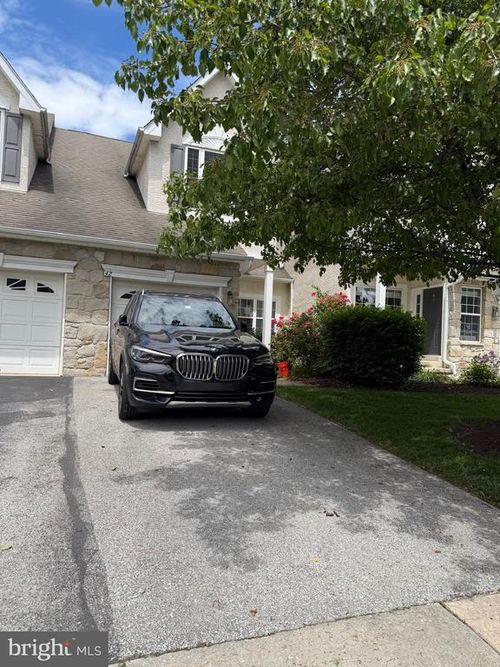 42 Madison Way, DOWNINGTOWN, PA, 19335-5331 | Card Image