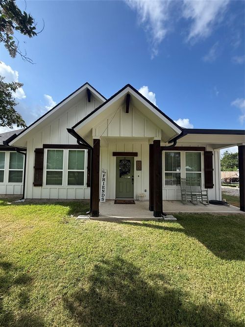7235 Commerce St, Iola, TX, 77861-2501 | Card Image
