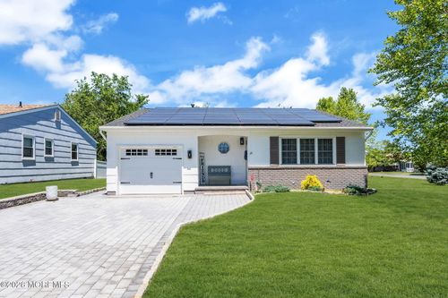 26 Northumberland Dr, Toms River, NJ, 08757-4728 | Card Image