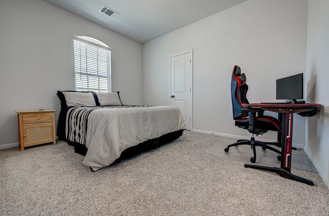 331 Oleander Loop, House other with 4 bedrooms, 3 bathrooms and 4 parking in Buda TX | Image 25