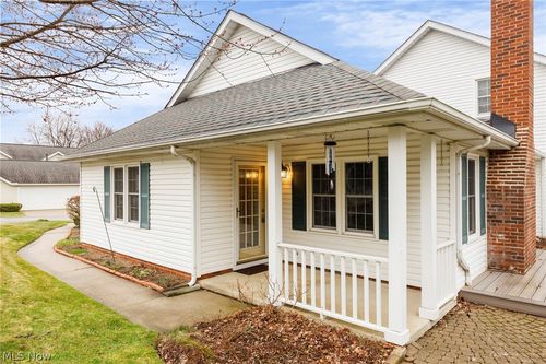 1660 Chapman Way, Broadview Heights, OH, 44147 | Card Image