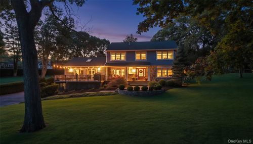 39 Bevin Rd, Northport, NY, 11768-1131 | Card Image