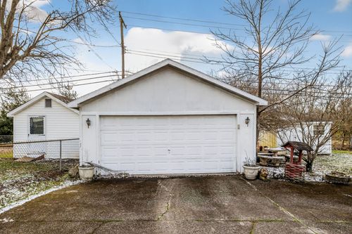 52 Hillcrest Dr, Winchester, KY, 40391-9509 | Card Image