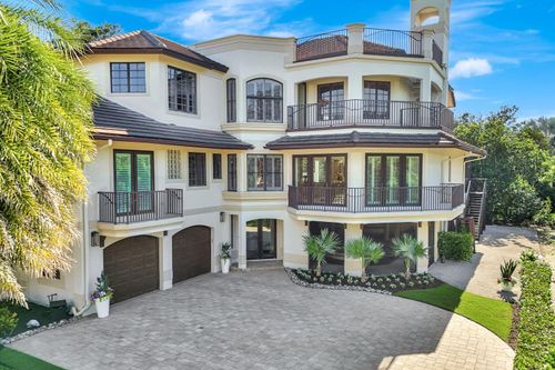 195 S Beach Dr, MARCO ISLAND, FL, 34145-1832 | Card Image