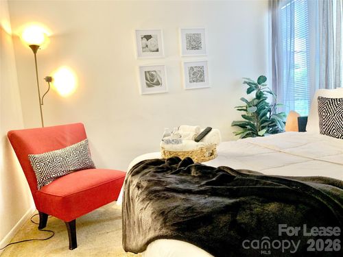 500 Umstead Drive, Chapel Hill, NC, 27516 | Card Image