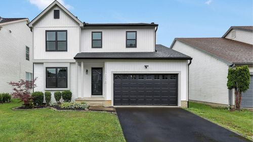 3099 Ambarwent Rd, Reynoldsburg, OH, 43068-7064 | Card Image
