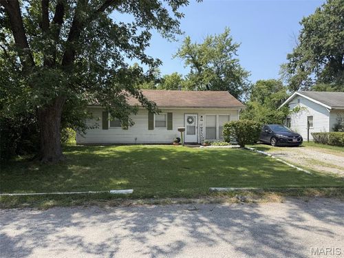 806 E 5th St, Cahokia, IL, 62206-1711 | Card Image