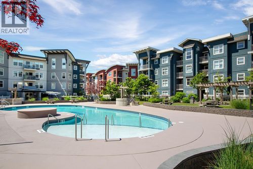 100-533 Yates Rd, Kelowna, BC, V1V2T7 | Card Image