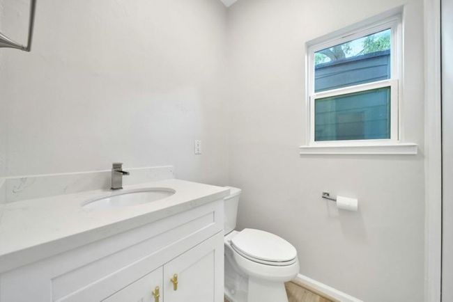 7607 Bankside Dr, House other with 3 bedrooms, 4 bathrooms and 2 parking in Houston TX | Image 34