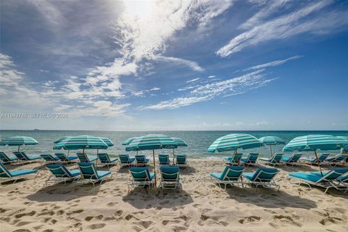 cph06-6799 Collins Ave, Miami Beach, FL, 33141-5762 | Card Image