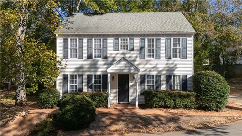 106 Franklin Dr, Central, SC, 29630-9482 | Card Image