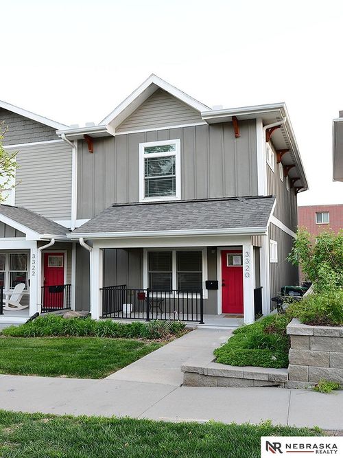 3320 Davenport St, Omaha, NE, 68131-2533 | Card Image