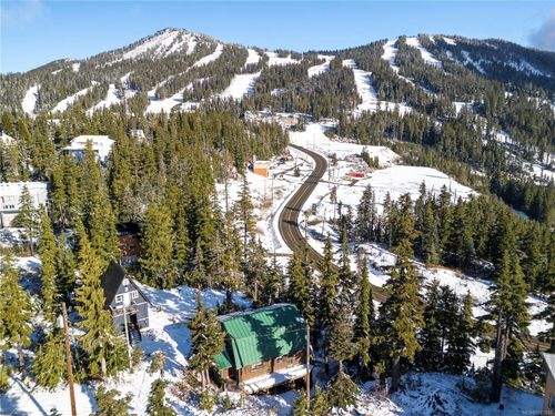 706 Glacier View Dr, Comox, BC, V9M1G7 | Card Image