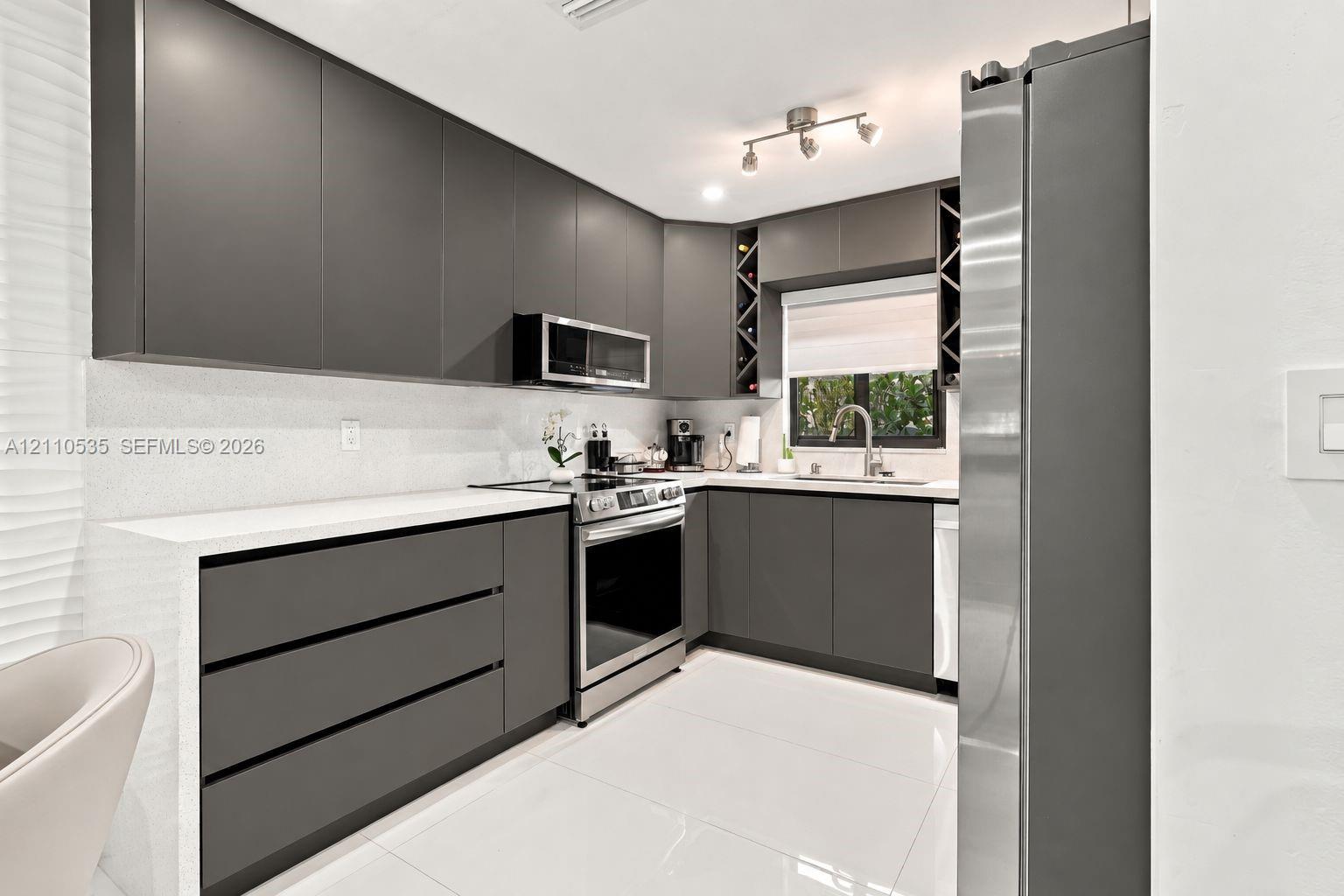 Residential Lease in Miami 3