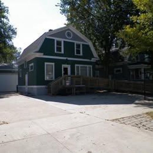 1122 4th Ave N, Fargo, ND, 58102-4304 | Card Image