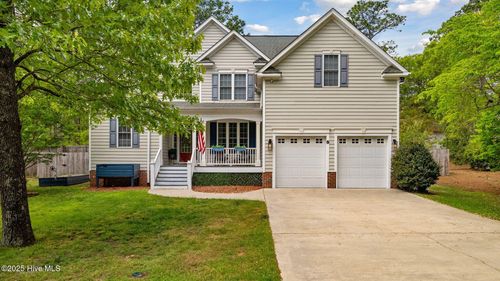 8 Lodge Pole Ln, Pinehurst, NC, 28374-9350 | Card Image