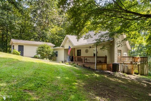 16131 Pocahontas Trl, Meadowview, VA, 24361-2707 | Card Image