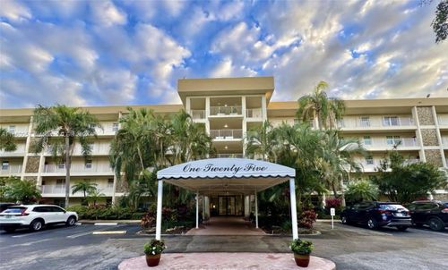 302-4000 Cypress Grove Way, Pompano Beach, FL, 33069 | Card Image