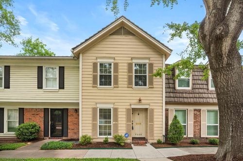 2-9668 Westview Dr, Houston, TX, 77055-4357 | Card Image