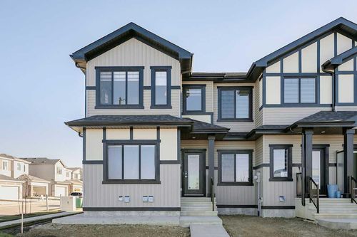 226 Heartwood Gdns Se, Calgary, AB, T3M3T9 | Card Image