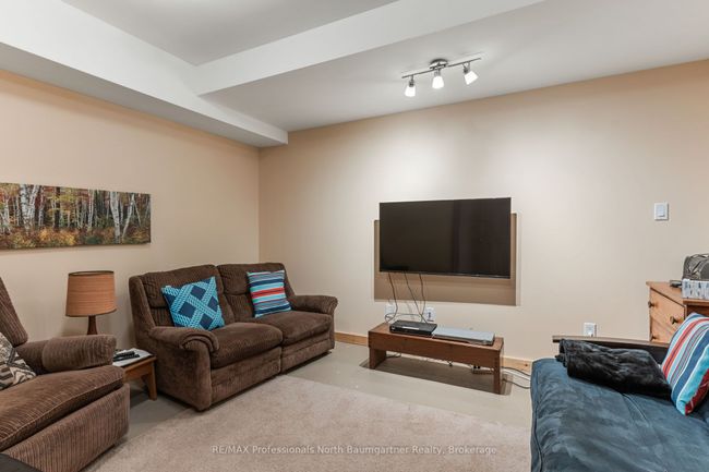 1786 Fallowfield Rd, House other with 4 bedrooms, 3 bathrooms and 6 parking in Haliburton ON | Image 30