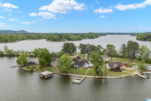 1249 Cedar Creek Rd, SYLACAUGA, AL, 35151-5680 | Card Image