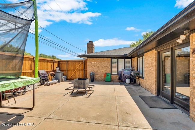 2022 Buffalo Dr, House other with 3 bedrooms, 2 bathrooms and null parking in Levelland TX | Image 30