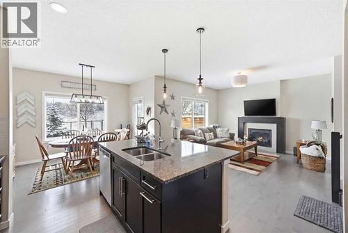 125 Fireside Cove, Cochrane, AB, T4C0X4 | Card Image
