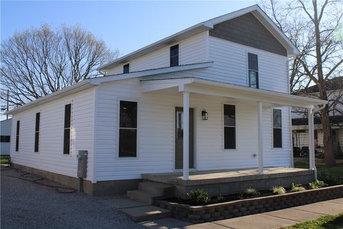 318 E Main St, Bradford, OH, 45308-1112 | Card Image