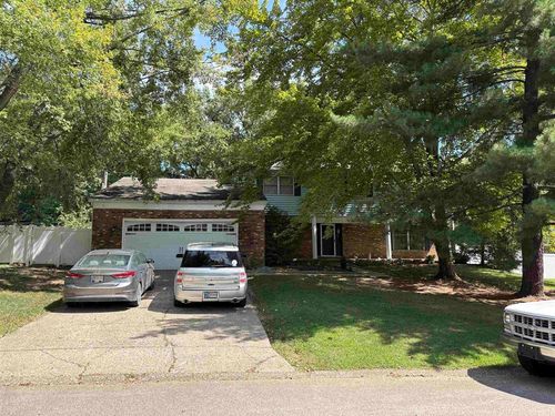 5200 Landview Dr, Newburgh, IN, 47630-3002 | Card Image
