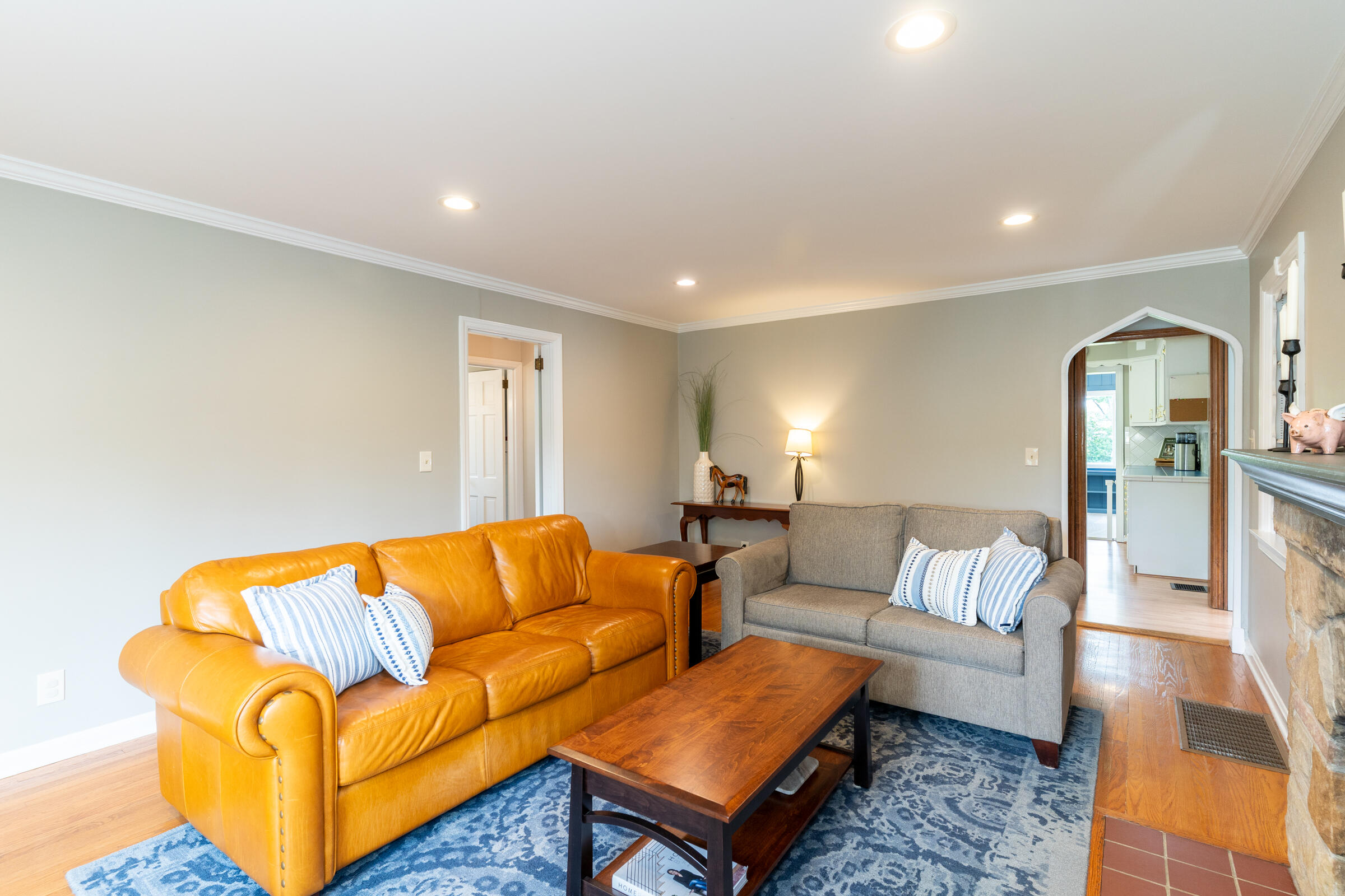 Residential in Lakeside Park 4