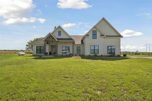 5522 N 180 Rd, Beggs, OK, 74421-3288 | Card Image