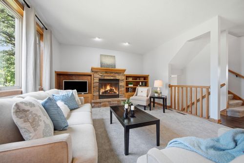 11956 Castle Rock Ct N, Champlin, MN, 55316-4516 | Card Image