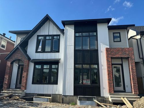 8528 47 Ave Nw, Calgary, AB, T3B1Z9 | Card Image